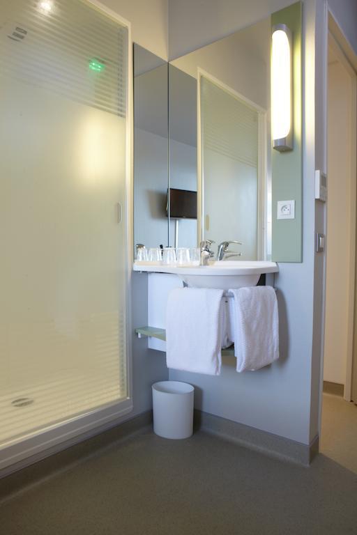 Ibis Budget Pontarlier Cameră foto