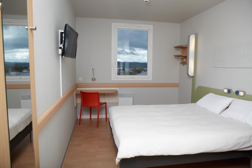 Ibis Budget Pontarlier Cameră foto
